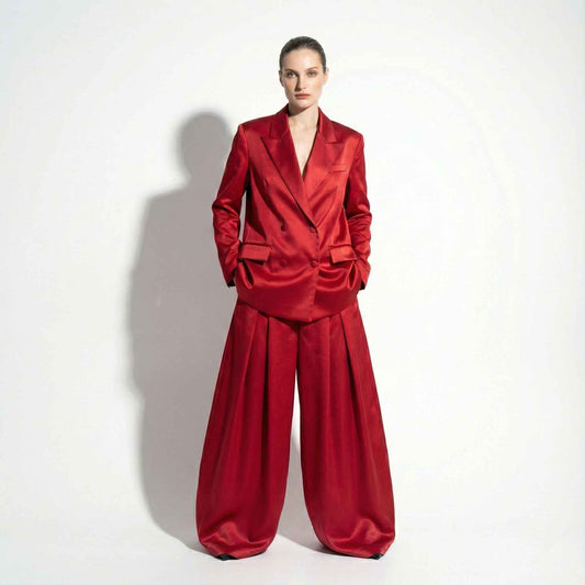 Woman wearing custom tailored suit set, styled look - ARTSAY