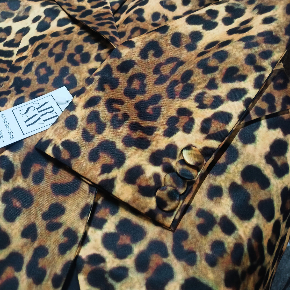 Leopard print palazzo set, side view - ARTSAY