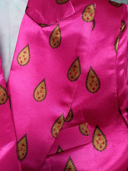 Pink printed pant suit, side view - ARTSAY